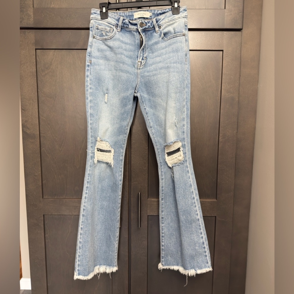 Happi Flare Stretch Jean
HIDDEN 28